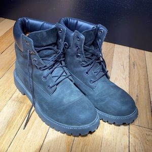 Black Timberland Boots